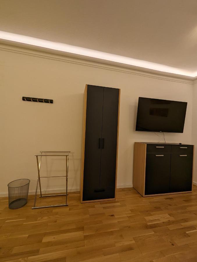 Gemuetliche Zimmer Im Herzen Der Stadt Em-Apartments Deutschland Bielefeld Luaran gambar