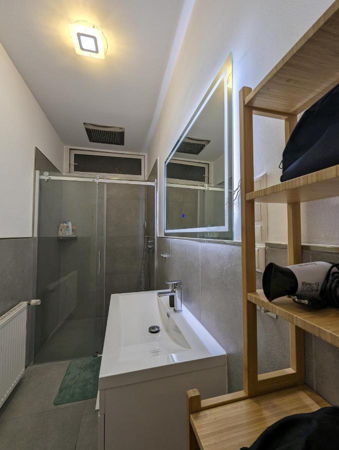 Gemuetliche Zimmer Im Herzen Der Stadt Em-Apartments Deutschland Bielefeld Luaran gambar